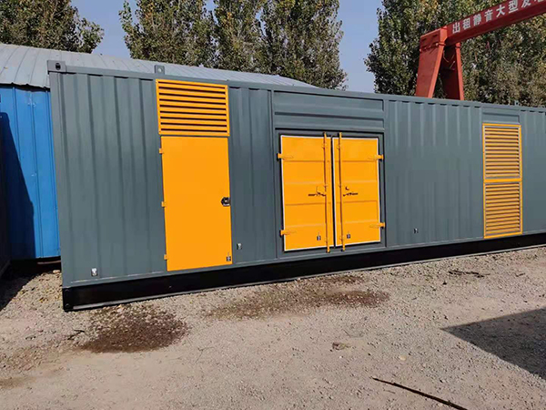 江孜300kw 柴油发电机组用多大的空气开关？