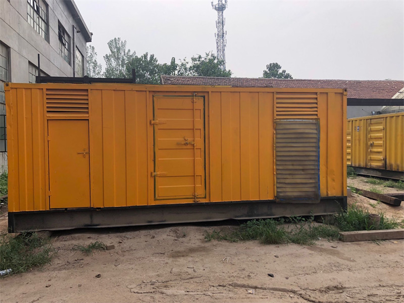 江孜柴油发电机如何判断新机油是否已经完全充满机油滤清器？