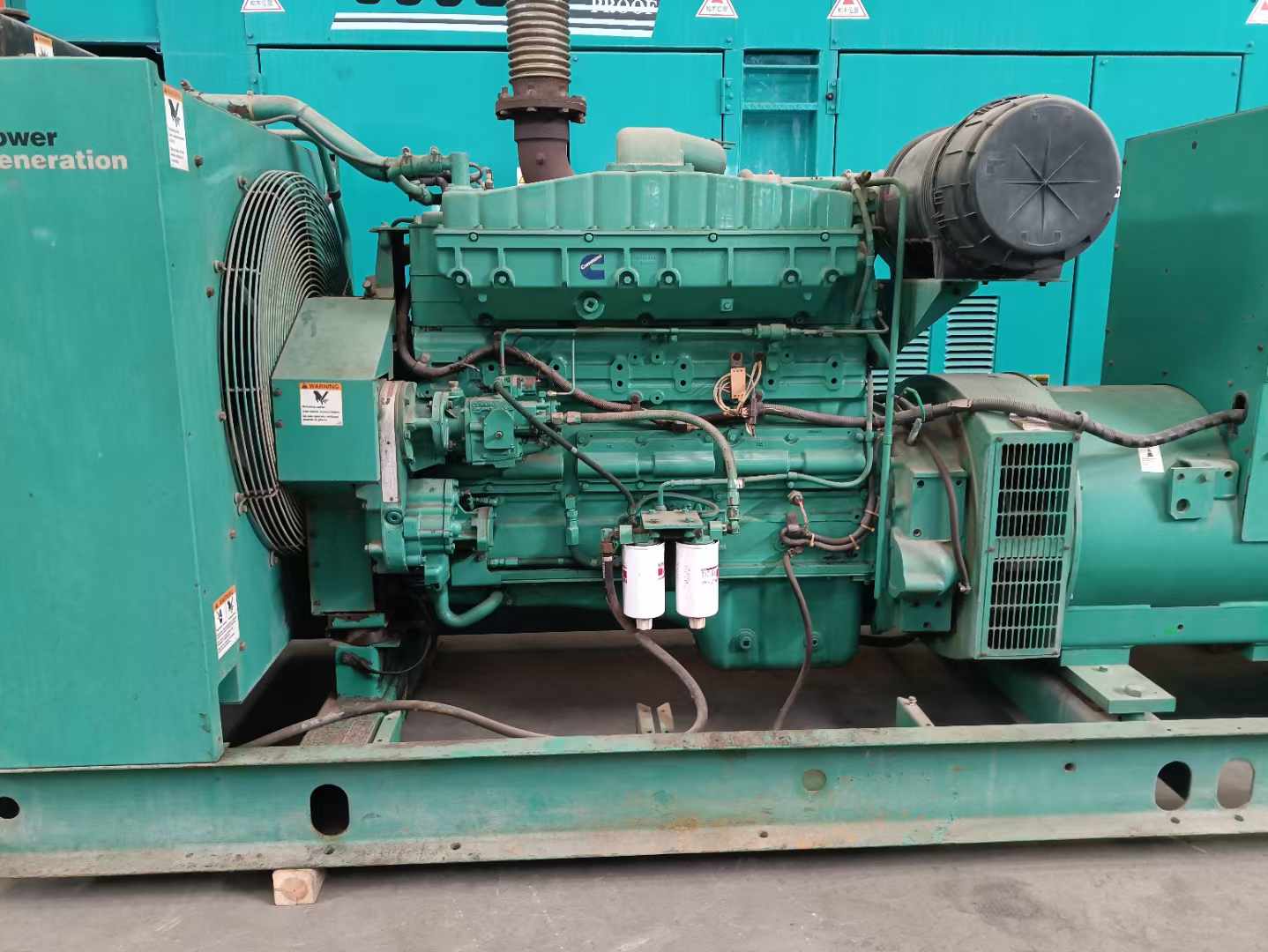 江孜过载会对 600kW 柴油发电机组造成哪些损害？