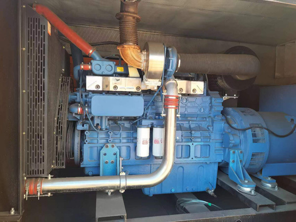 江孜柴油发电机组一般有几种电压输出？