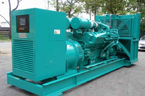 江孜柴油发电机组电压不稳定怎样维修？