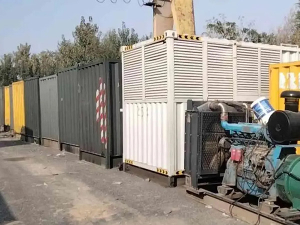 江孜200KW柴油发电机机组每小时油耗是多少？